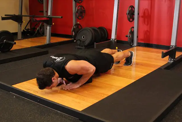 Close-Grip Push-Ups end position