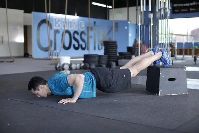 Decline Push-Ups end position