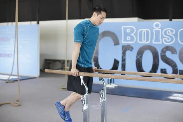 Dips end position