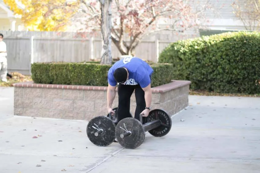 Farmer's Carry demonstration, photo 1