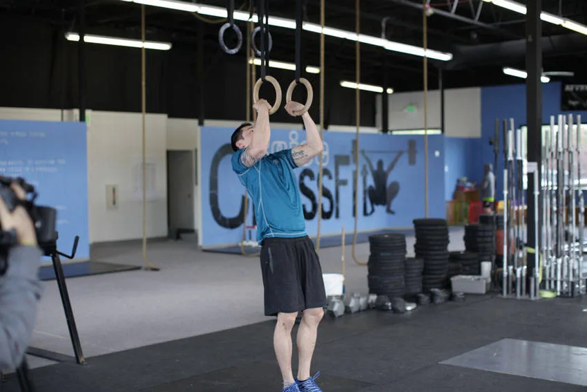 Ring Muscle-Up demonstration, photo 1