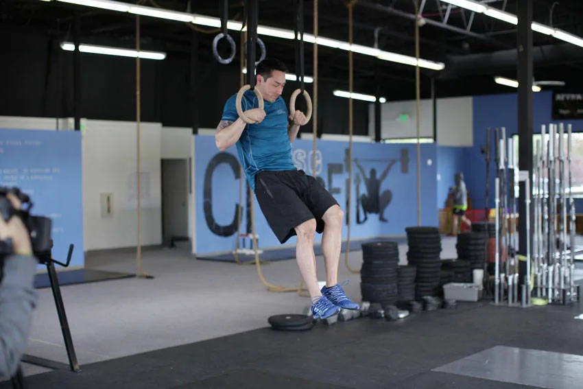 Ring Muscle-Up demonstration, photo 2