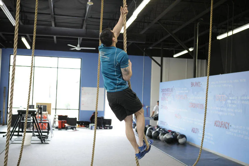 Rope Climb demonstration, photo 2